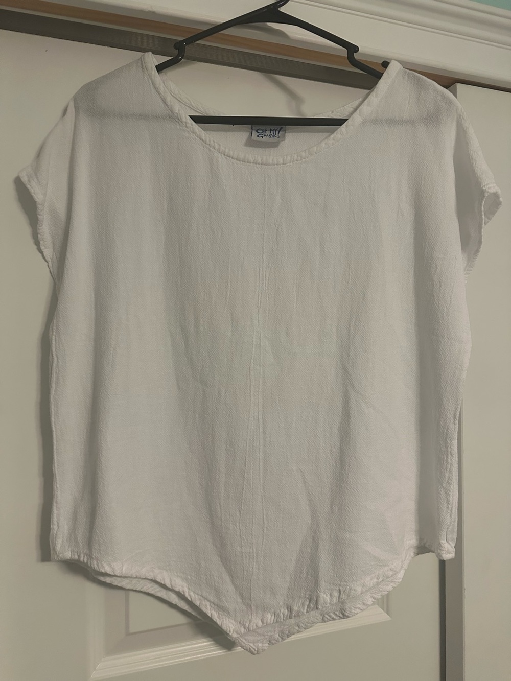 Oh My Gauze 100% Cotton Top Women’s 1 White Handkerchief Hem Blouse Cap Sleeve